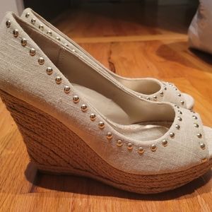 Soda wedge heels size 9